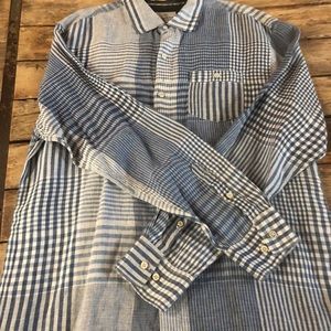 Flash sale...Men’s Tommy Bahama shirt size L
